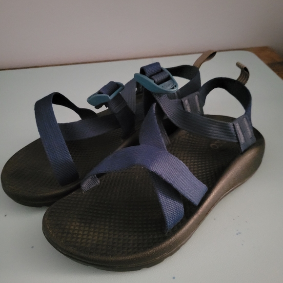 Kids Chaco Sandals - Picture 1 of 4